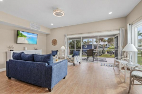 Mandalay Oasis: 3BR, Screened Patio & Beach Access